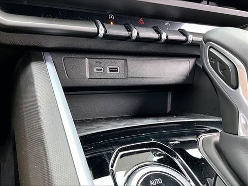 Used 2025 Chevrolet Colorado LT w/ Advanced Trailering Package image 27