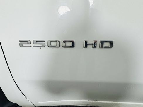 Used 2024 Chevrolet Silverado 2500 LT w/ Convenience Package AWD/4WD image 16