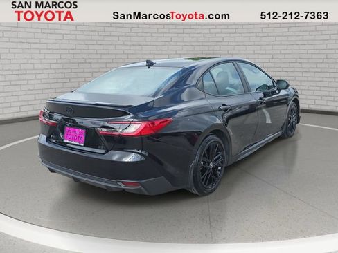 Used 2026 Toyota Camry SE FWD image 6