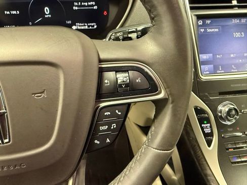 Used 2020 Lincoln Nautilus Reserve image 18