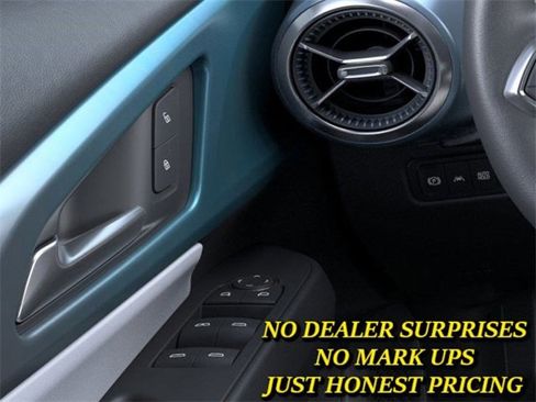 New 2026 Chevrolet Equinox EV LT image 22