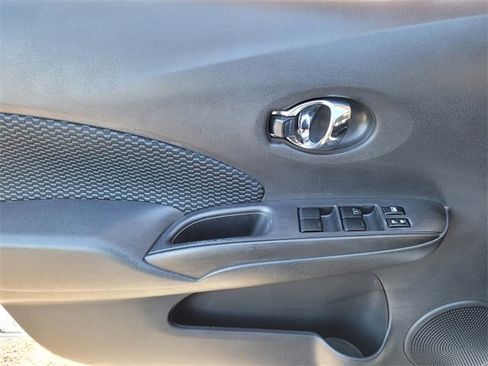 Used 2015 Nissan Versa Note SV image 22