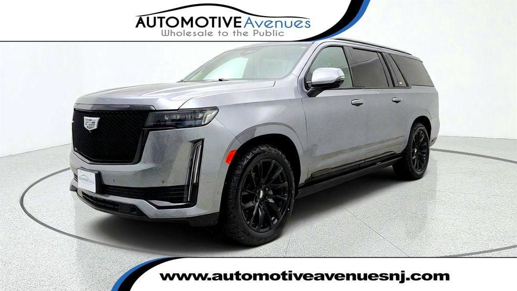 Used 2021 Cadillac Escalade ESV Sport Platinum AWD/4WD image 1