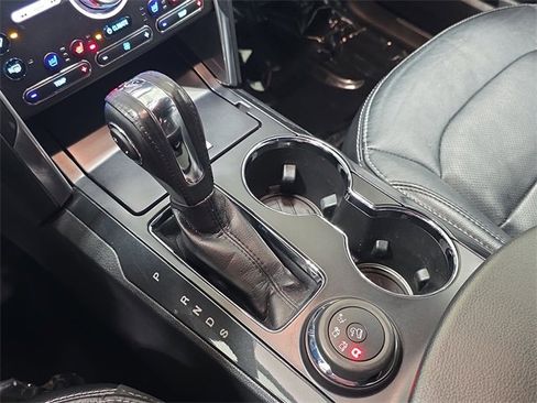 Used 2019 Ford Explorer Limited image 25
