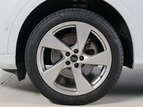 Used 2025 Audi Q5 Premium Plus AWD/4WD image 32