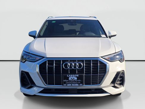 Used 2022 Audi Q3 2.0T Premium w/ Convenience Package AWD/4WD image 8