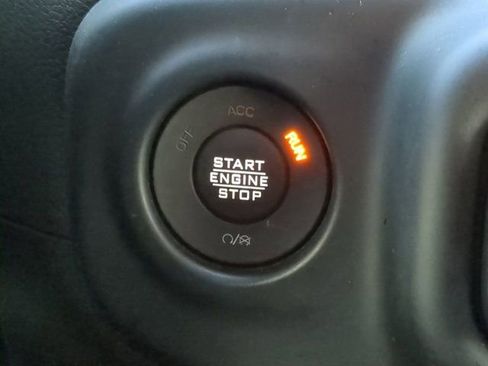 Used 2023 Jeep Wrangler Unlimited Rubicon 4xe image 26