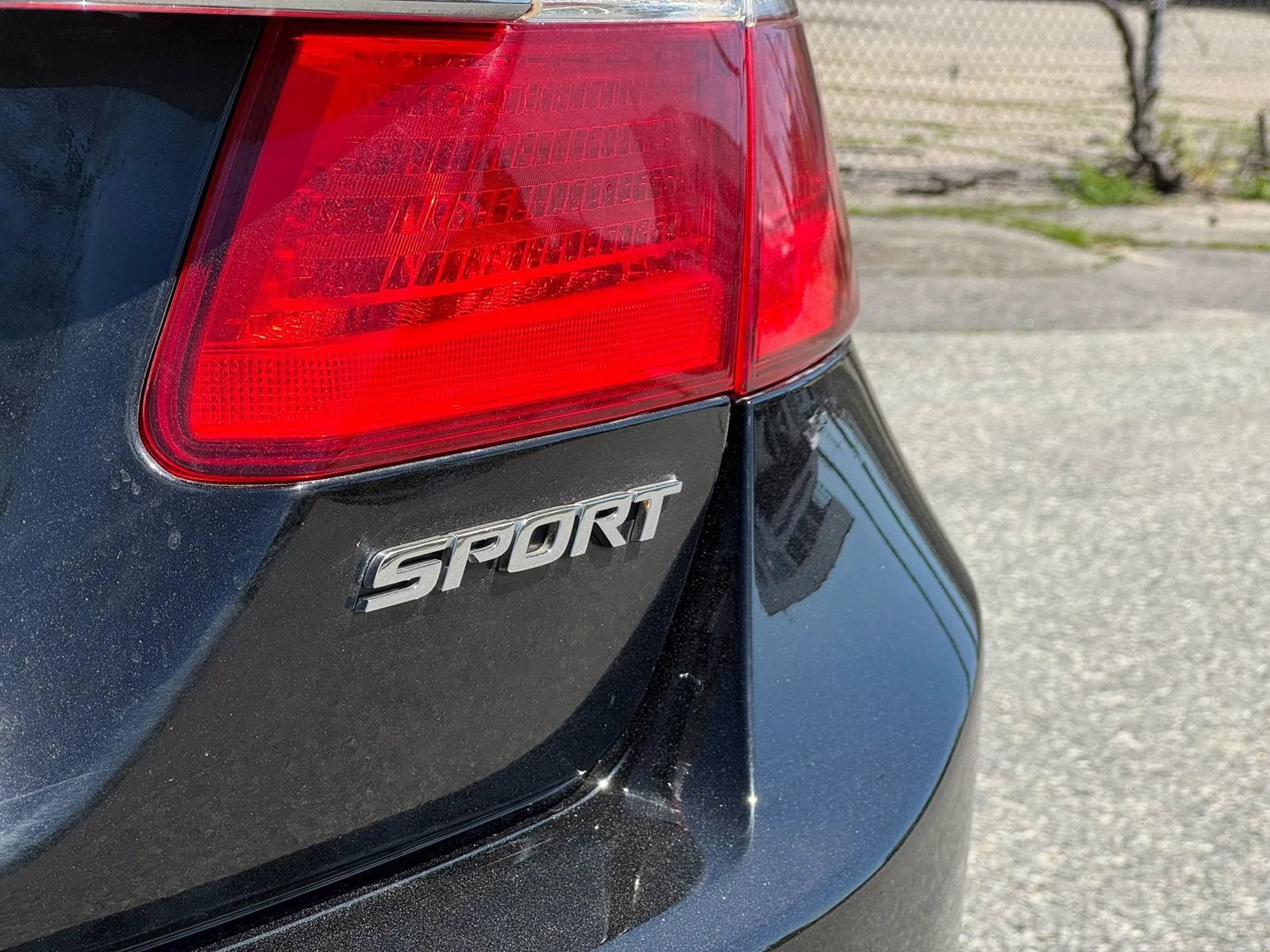 Used 2015 Honda Accord Sport image 9
