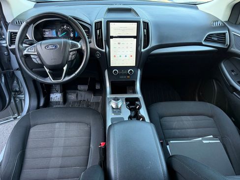 Used 2023 Ford Edge SEL w/ Cold Weather Package image 10