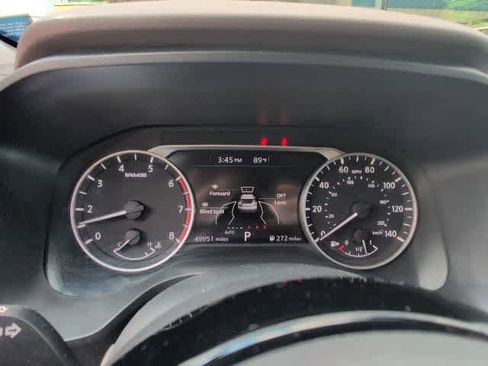 Used 2022 Nissan Rogue SV AWD/4WD image 14