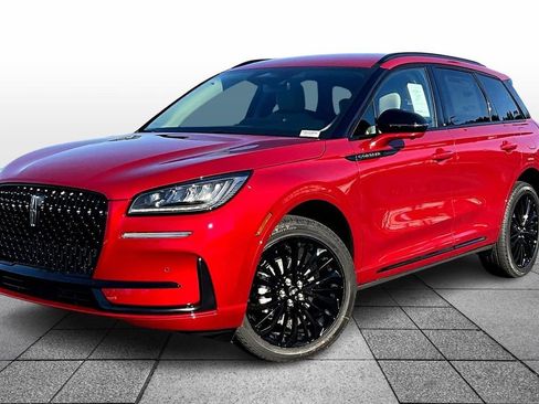 New 2026 Lincoln Corsair Premiere image 2