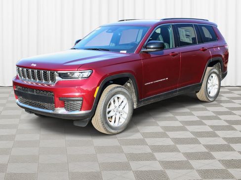New 2026 Jeep Grand Cherokee L Laredo image 38
