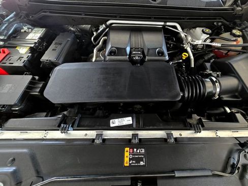 Used 2023 GMC Canyon Denali image 28