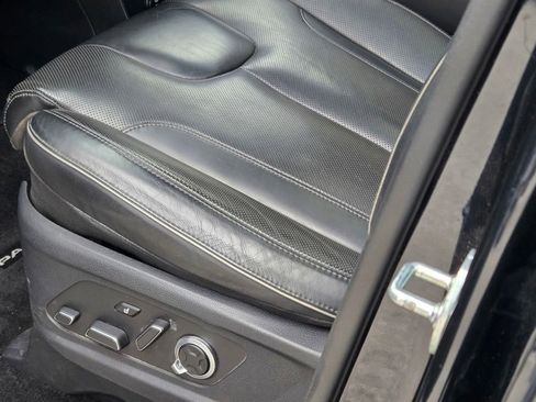 Used 2023 Hyundai Palisade Calligraphy image 34