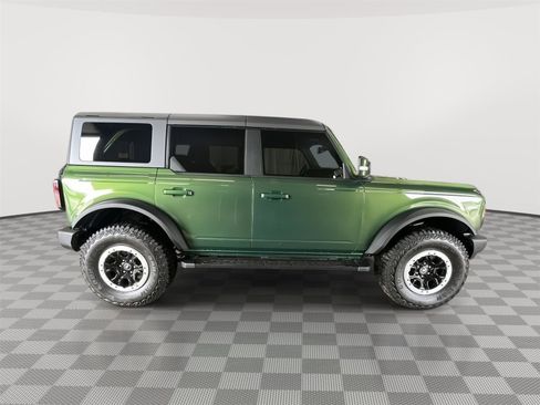 Certified 2022 Ford Bronco Outer Banks w/ Sasquatch Package AWD/4WD image 4