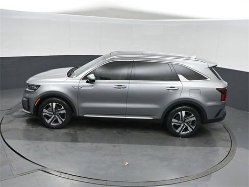 Used 2023 Kia Sorento SX Prestige image 35