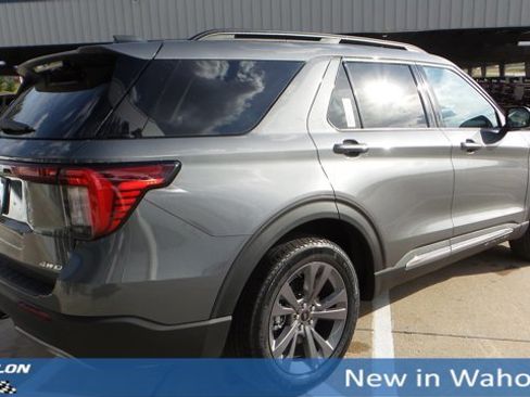 New 2025 Ford Explorer Active w/ Active Comfort Package image 25