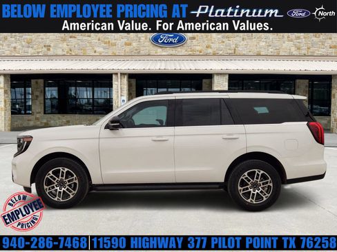 New 2026 Ford Expedition Active RWD image 3