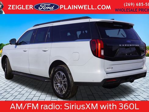 Used 2025 Ford Expedition Max Active image 3