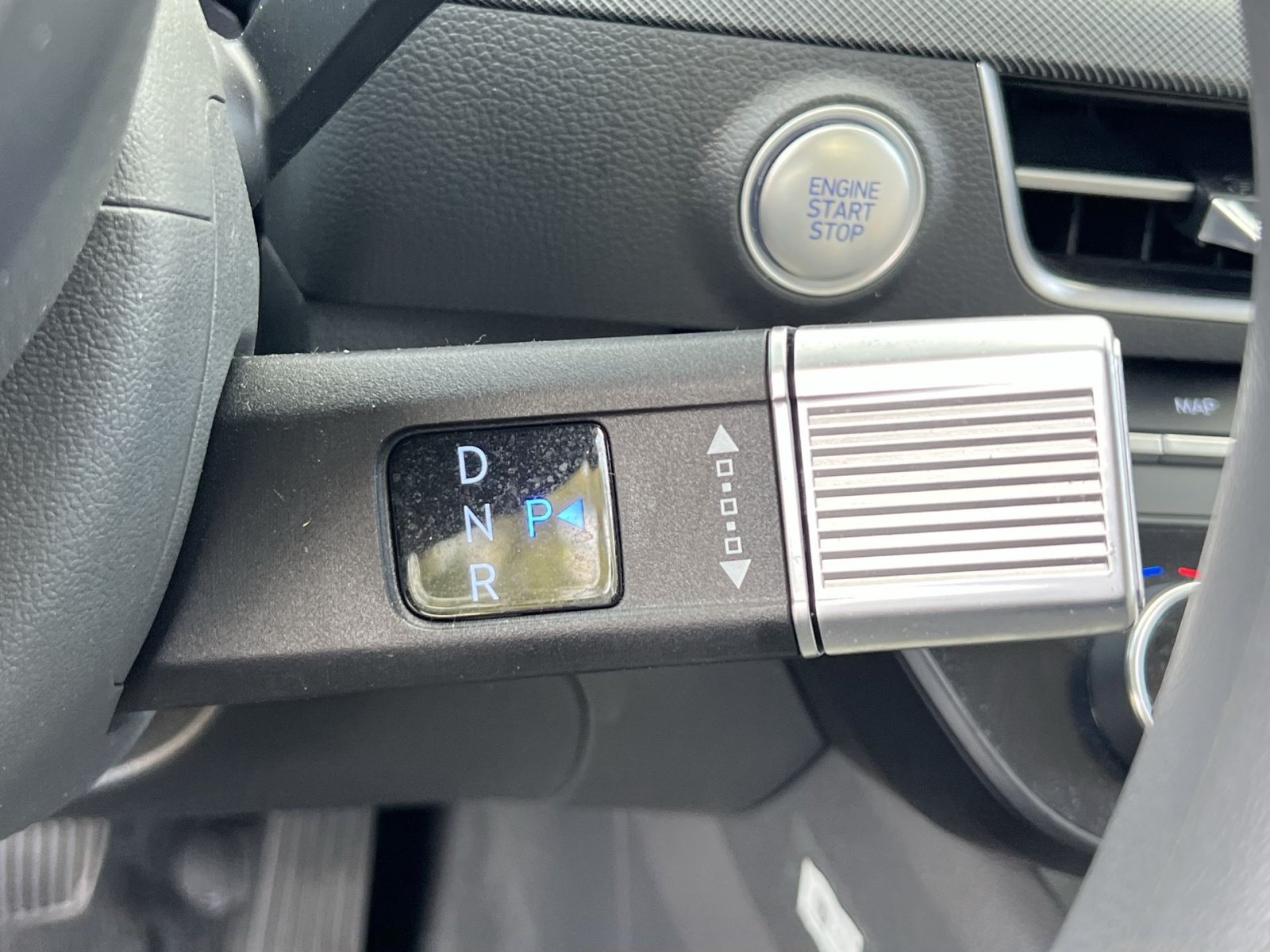 Used 2025 Hyundai Sonata SEL FWD image 30