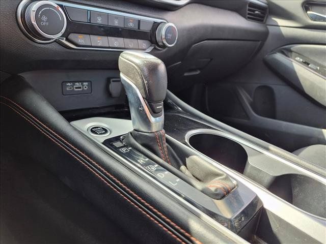 Used 2024 Nissan Altima 2.5 SR FWD image 10