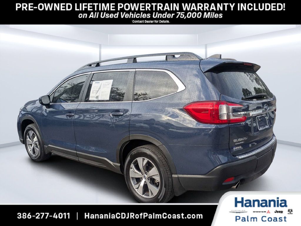Used 2025 Subaru Ascent Premium AWD/4WD image 5