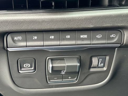 New 2026 Cadillac Escalade ESV Luxury w/ LPO, Radiant Package image 28