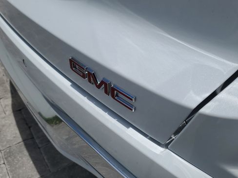 New 2026 GMC Terrain Denali AWD/4WD image 7