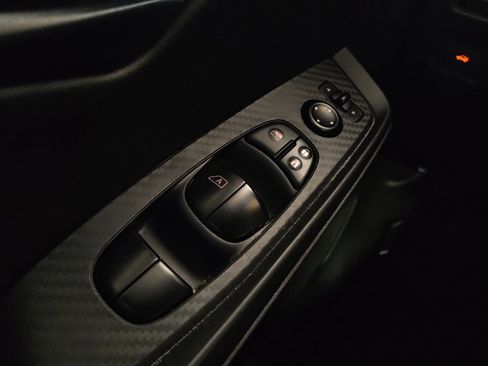 Used 2024 Nissan Sentra S FWD image 27