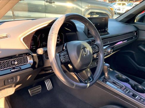 Used 2022 Honda Civic Sport image 16