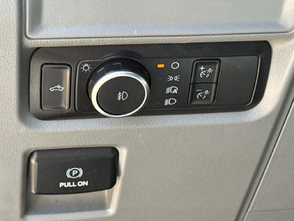 Used 2022 Ford F150 XLT w/ Equipment Group 301A Mid RWD image 22