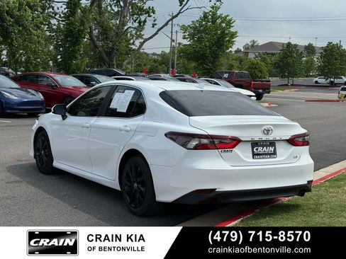 Used 2023 Toyota Camry LE FWD image 5