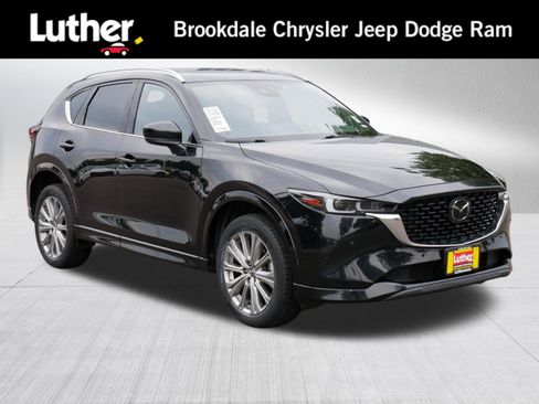 Used 2023 MAZDA CX-5 Signature AWD/4WD image 1