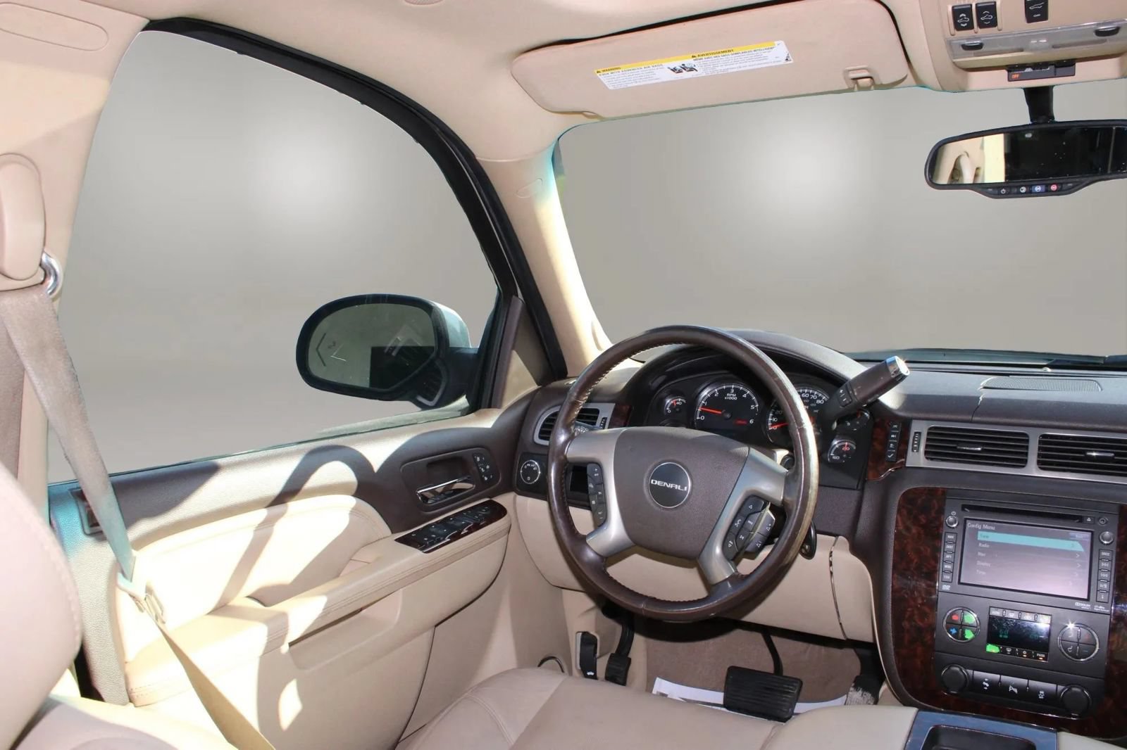 Used 2013 GMC Yukon Denali AWD/4WD image 29