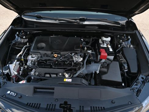 Used 2023 Toyota Camry XSE FWD image 48