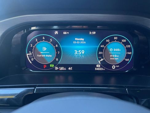 Used 2024 Volkswagen Atlas Cross Sport SE image 18