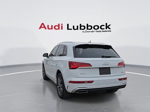 Used 2023 Audi Q5 2.0T Premium w/ Convenience Package image 7