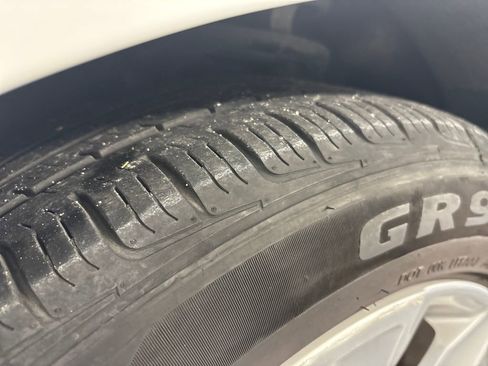 Used 2023 Chevrolet Malibu LT image 32