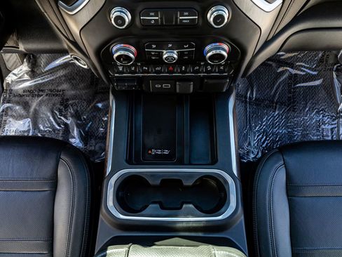 Used 2021 GMC Sierra 2500 Denali w/ Denali Ultimate Package image 28