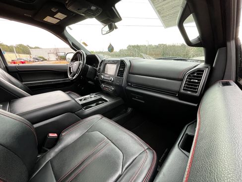 Used 2019 Ford Expedition Limited w/ Equipment Group 303A image 23