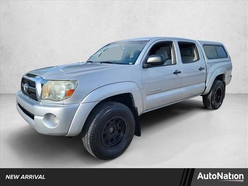 Used 2011 Toyota Tacoma 4x4 Double Cab image 1