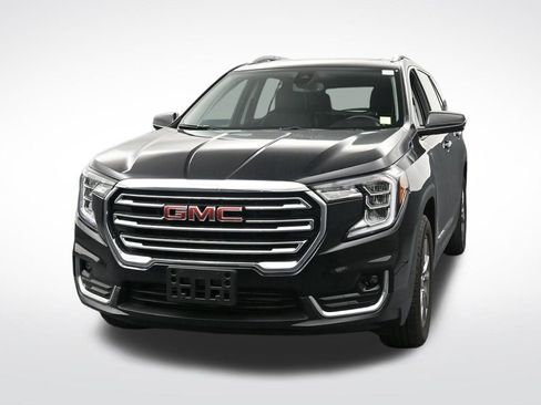 Used 2024 GMC Terrain SLT AWD/4WD image 8