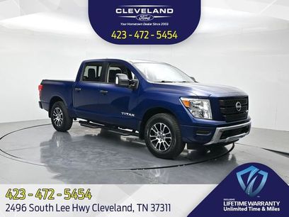 Used 2024 Nissan Titan SV w/ SV Convenience Package