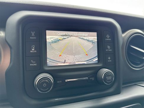 Used 2020 Jeep Wrangler Unlimited Sport S image 14