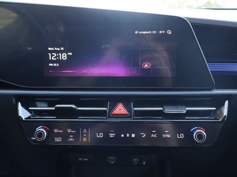 Used 2023 Kia Niro EX Touring FWD image 35