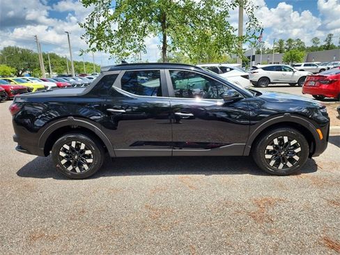 New 2025 Hyundai Santa Cruz SEL image 2
