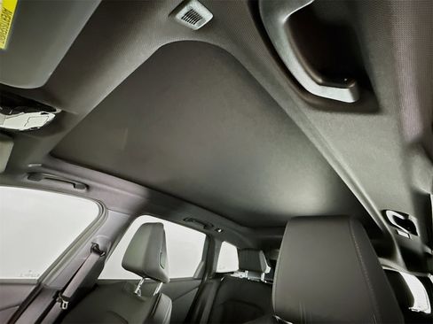 Used 2025 BMW X3 xDrive30i w/ Convenience Package image 21