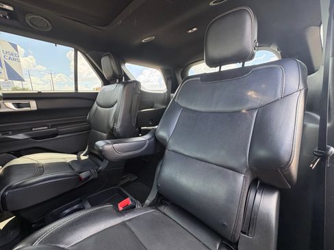 Used 2020 Ford Explorer ST AWD/4WD image 11