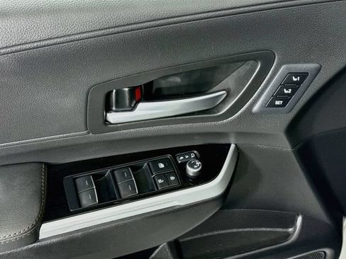 Certified 2026 Toyota Sienna Limited FWD image 19