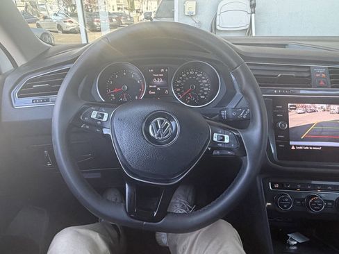 Used 2020 Volkswagen Tiguan S AWD/4WD image 31